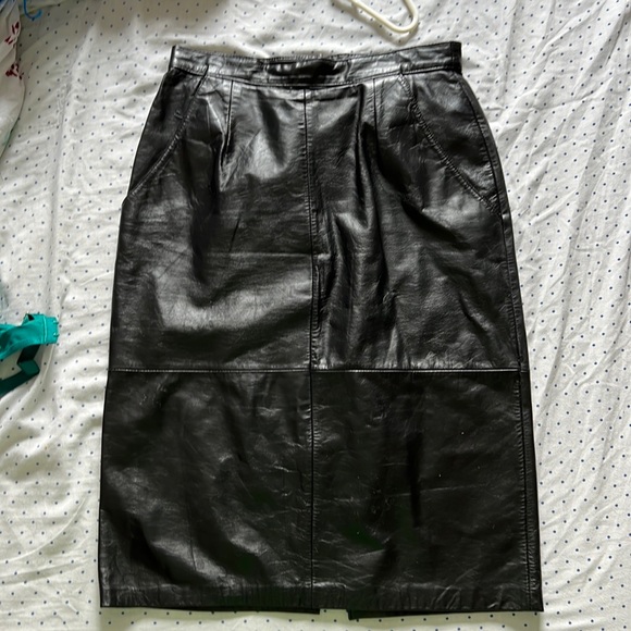 Vintage leather skirt - Picture 1 of 9